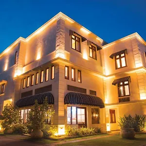 Forever Hotel